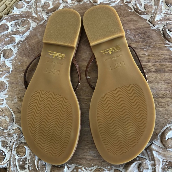 LOFT leather sandals in tan with gold studs & gold paisley pattern. Size 8. NWOT - Picture 4 of 4